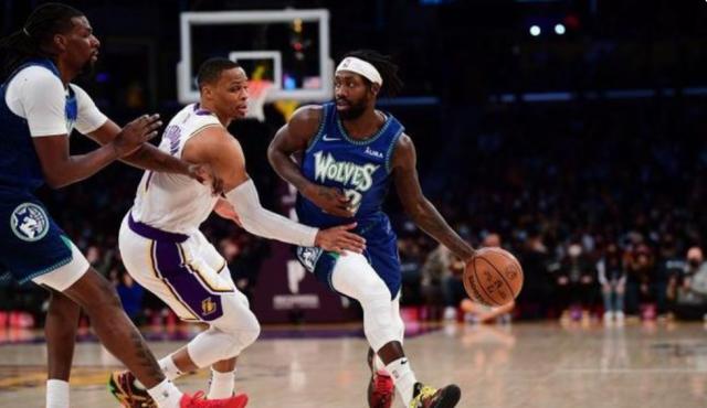 虎落平阳被犬欺！小人贝弗利，你可知人在做天在看？