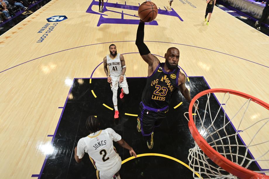 东契奇27+10+7詹姆斯21+7+7 湖人末节逆转鹈鹕